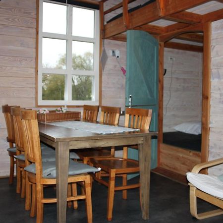 Chalet - Camping 'T Dekske Wintelre ภายนอก รูปภาพ