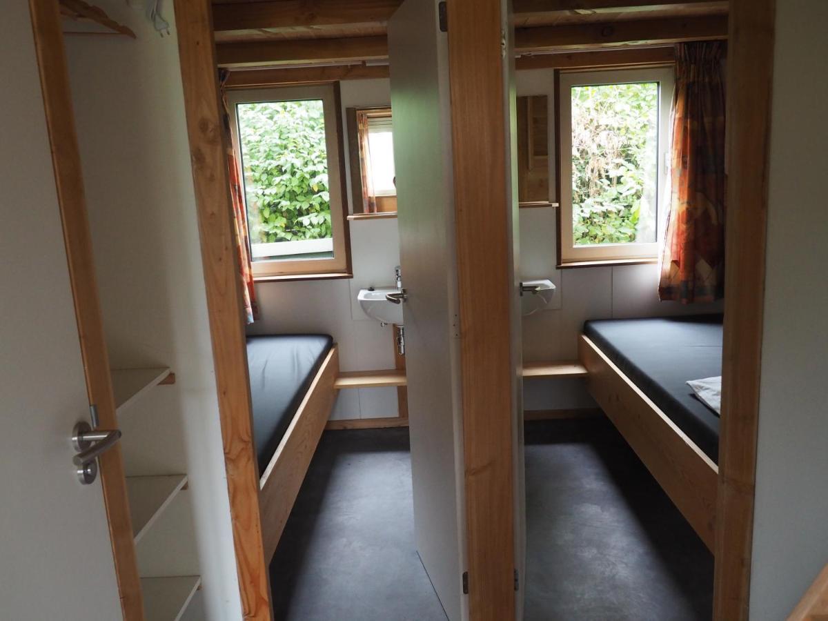 Chalet - Camping 'T Dekske Wintelre ภายนอก รูปภาพ
