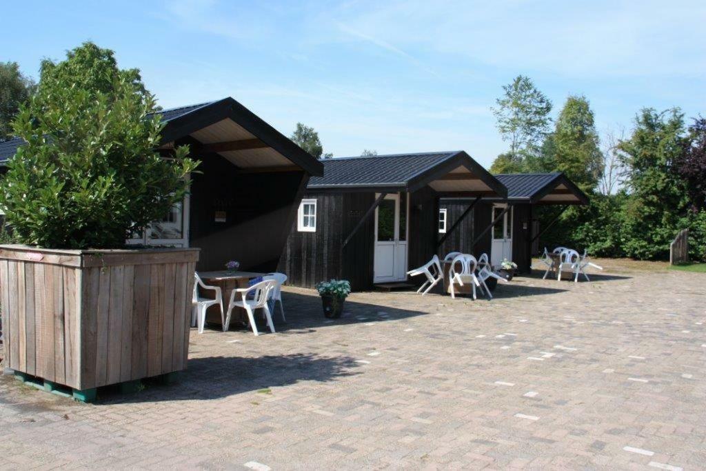Chalet - Camping 'T Dekske Wintelre ภายนอก รูปภาพ