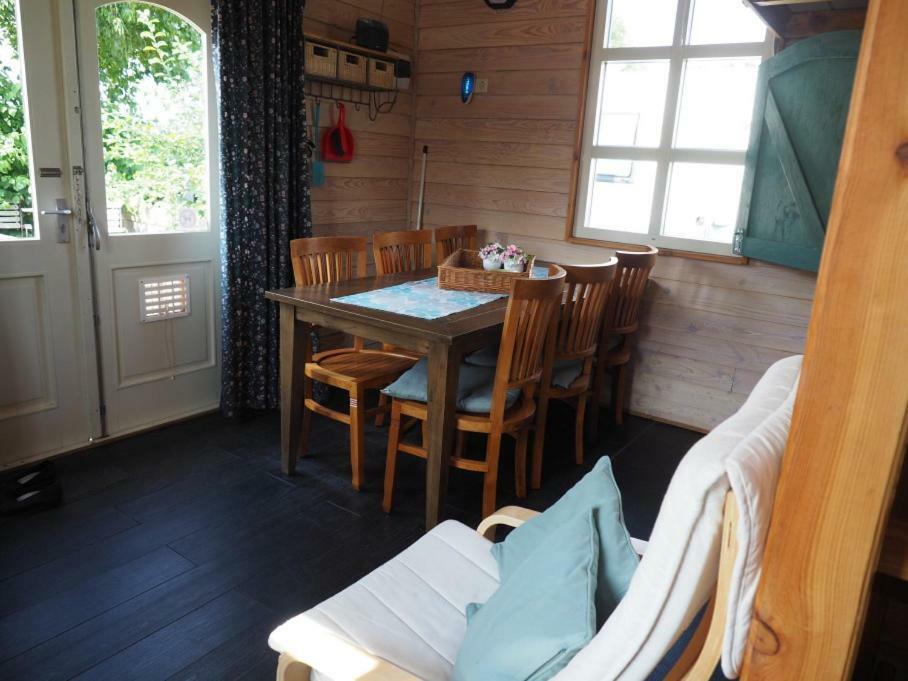 Chalet - Camping 'T Dekske Wintelre ภายนอก รูปภาพ