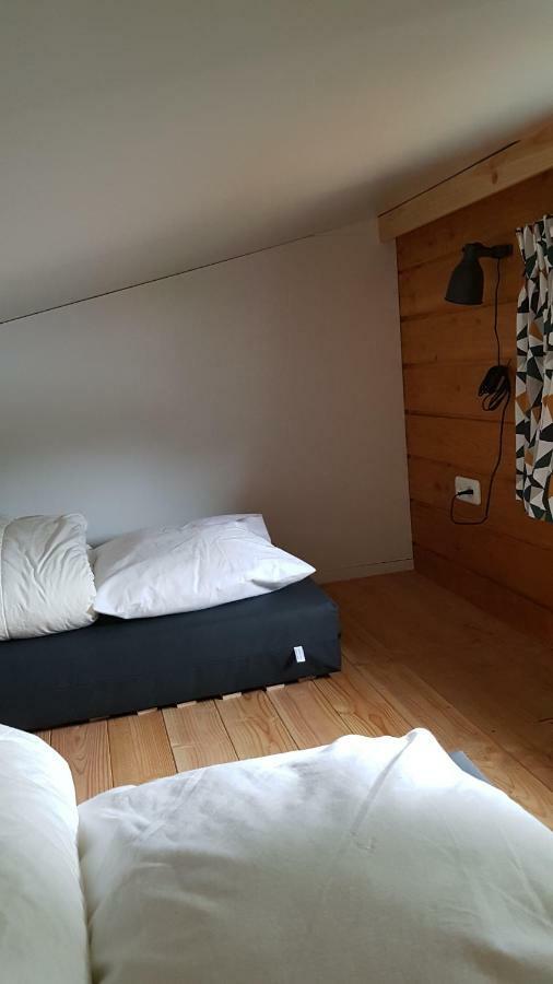 Chalet - Camping 'T Dekske Wintelre ภายนอก รูปภาพ